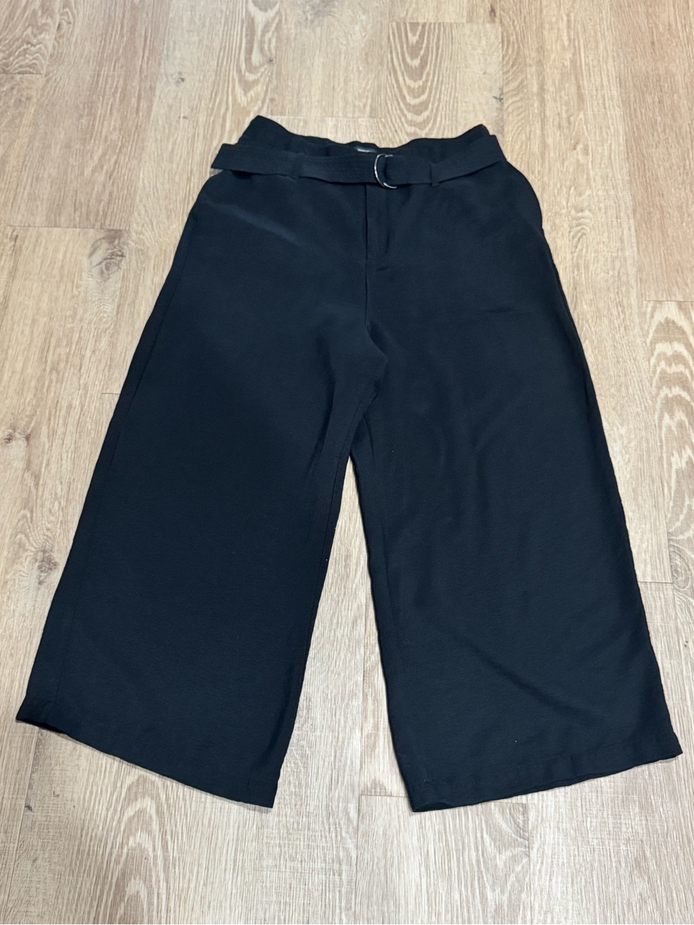 Simply Vera Vera Wang Black Wide Leg Cropped Pants D-Ring Belt High Rise Size L